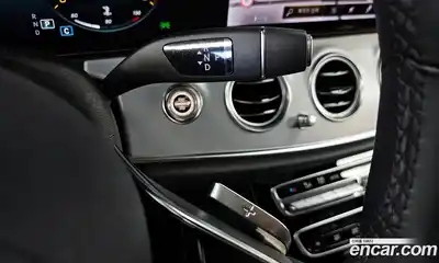 Mercedes-Benz E-Class 2021 2.0 гидро, миниатюра 8