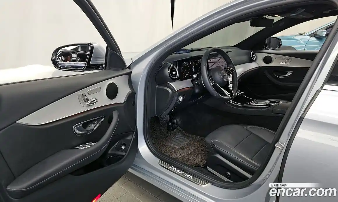 Mercedes-Benz E-Class 2021 2.0 гидро, фото 9