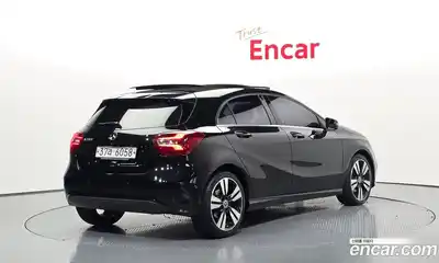 Mercedes-Benz A-Class 2018 1.6 гидро в Москве № 822616, миниатюра 2