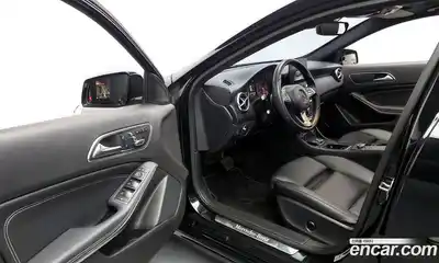 Mercedes-Benz A-Class 2018 1.6 гидро в Москве № 822616, миниатюра 10
