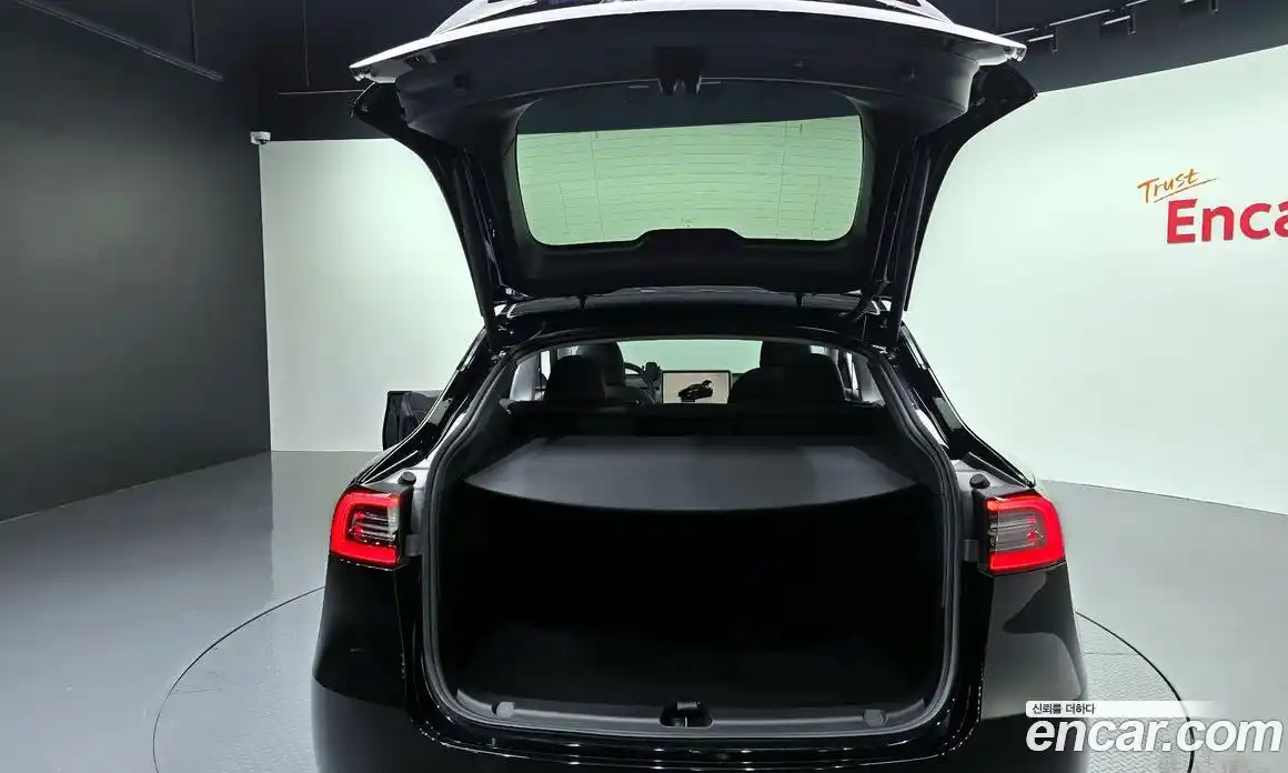 Tesla Model Y 2023 0.2 гидро в Москве № 825515, фото 20