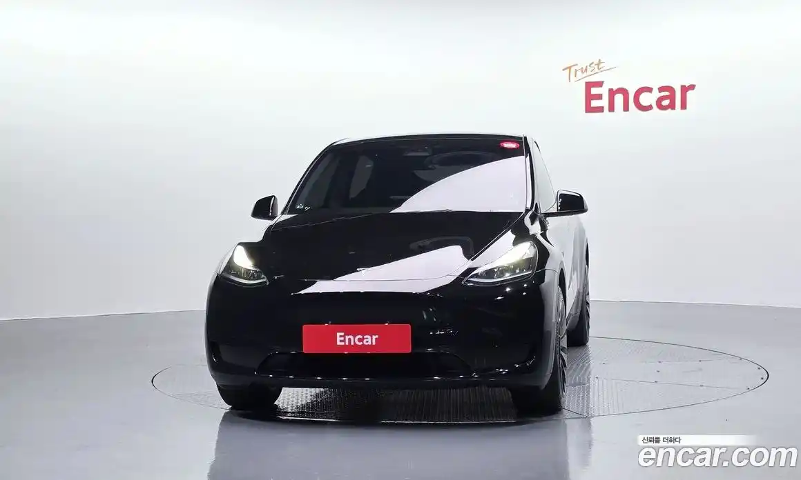 Tesla Model Y 2023 0.2 гидро в Москве № 825515, фото 3