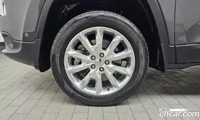 Jeep Cherokee 2016 2.2 гидро в Москве № 826624, миниатюра 5