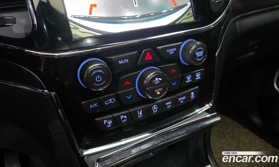 Jeep Cherokee 2020 3.6 гидро в Москве № 826647, фото 18