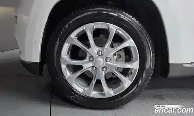 Jeep Cherokee 2020 3.6 гидро в Москве № 826647, миниатюра 5