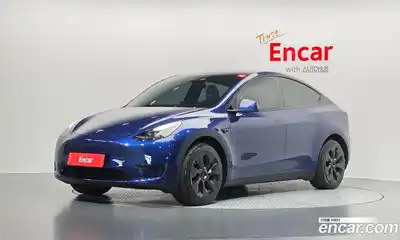 Tesla Model Y, 2023