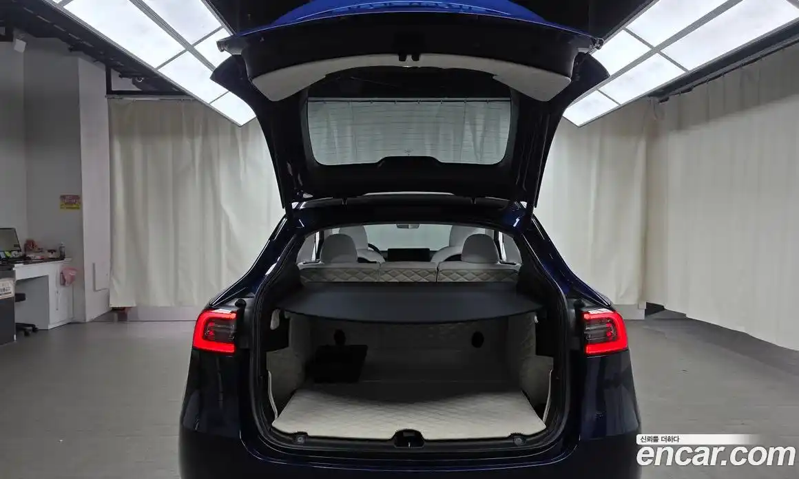 Tesla Model Y 2023 0.2 гидро в Москве № 861789, фото 20