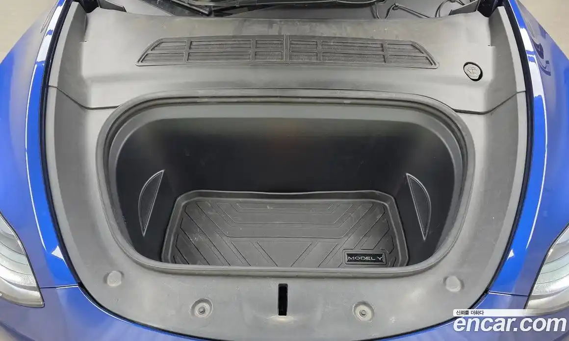 Tesla Model Y 2023 0.2 гидро в Москве № 861789, фото 6