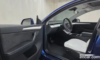 Tesla Model Y 2023 0.2 гидро в Москве № 861789, миниатюра 10