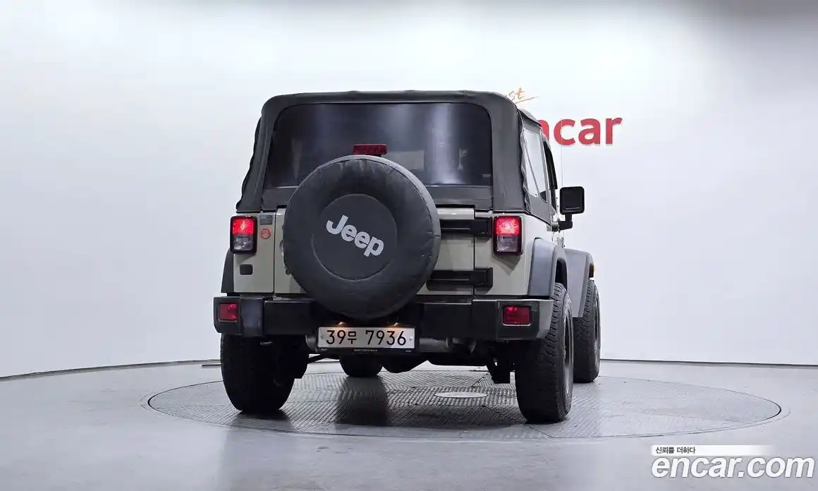 Jeep Wrangler 2017 3.6 гидро в Москве № 862810, фото 4