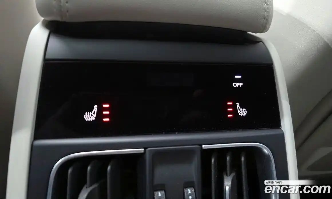 Maserati Grecale 2023 2.0 гидро в Москве № 863335, фото 18