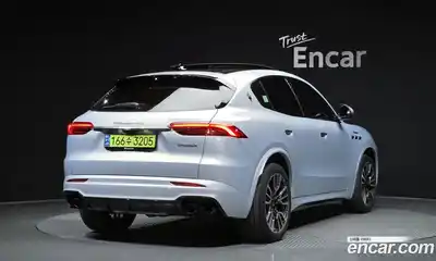 Maserati Grecale 2023 2.0 гидро в Москве № 863335, миниатюра 2