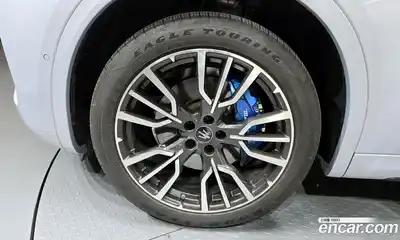 Maserati Grecale 2023 2.0 гидро в Москве № 863335, миниатюра 5