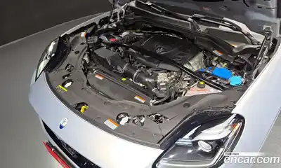 Maserati Grecale 2023 2.0 гидро в Москве № 863335, миниатюра 6