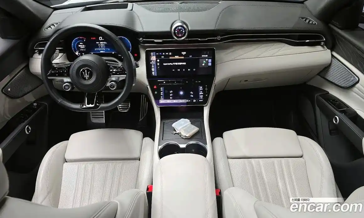 Maserati Grecale 2023 2.0 гидро в Москве № 863335, фото 7