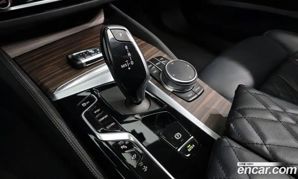 BMW 6-Series 2023 3.0 гидро в Москве № 892179, фото 9