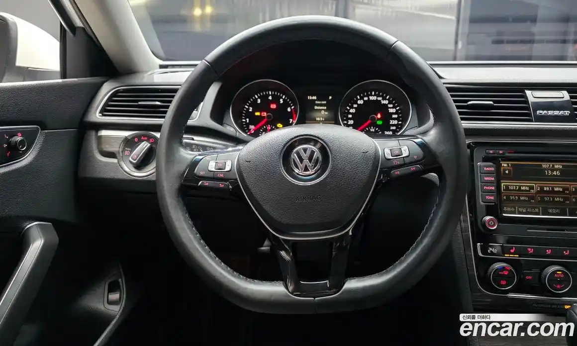 Volkswagen Passat 2018 2.0 гидро в Москве № 896163, фото 13