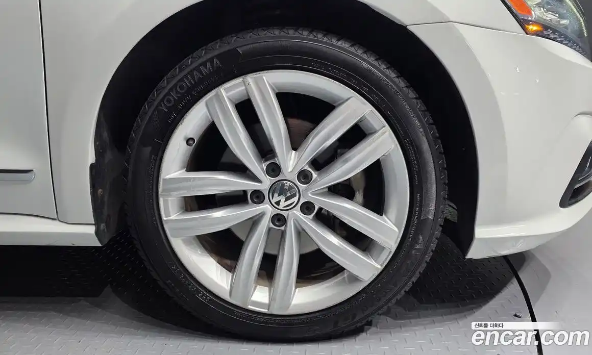 Volkswagen Passat 2018 2.0 гидро в Москве № 896163, фото 5