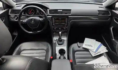 Volkswagen Passat 2018 2.0 гидро в Москве № 896163, миниатюра 7