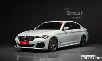 BMW 5-Series, 2022