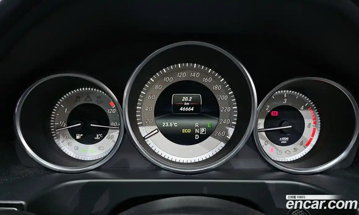 Mercedes-Benz E-Class 2016 2.1 гидро в Москве № 969651, фото 8