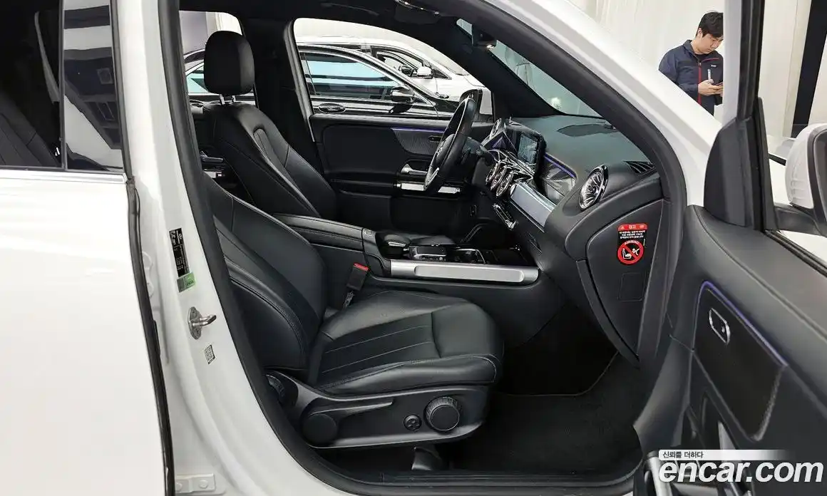 Mercedes-Benz GLB-Class 2022 1.9 гидро в Москве № 969879, фото 11