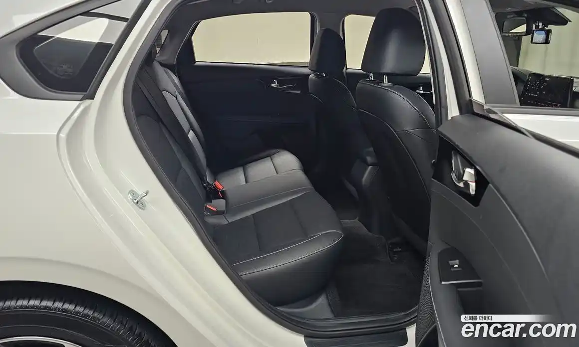 Kia K3 2023 1.6 Автомат в Москве № 972580, фото 12