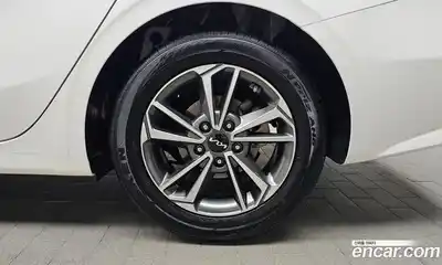 Kia K3 2023 1.6 Автомат в Москве № 972580, миниатюра 5