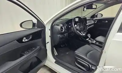 Kia K3 2023 1.6 Автомат в Москве № 972580, миниатюра 10