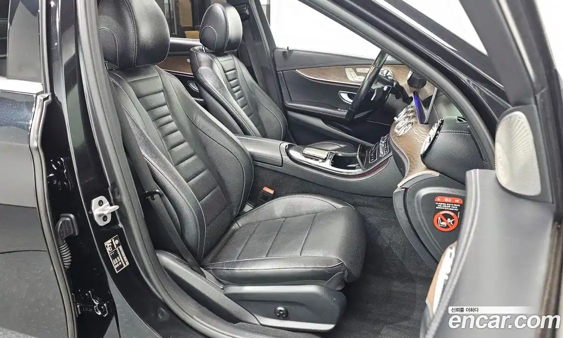 Mercedes-Benz E-Class 2021 2.0 гидро, фото 10