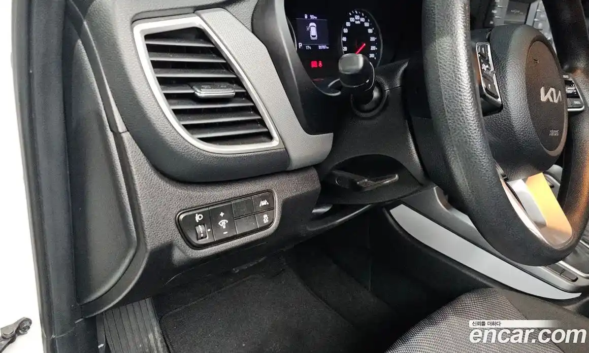 Kia Seltos 2022 1.6 Автомат в Москве № 1002791, фото 13