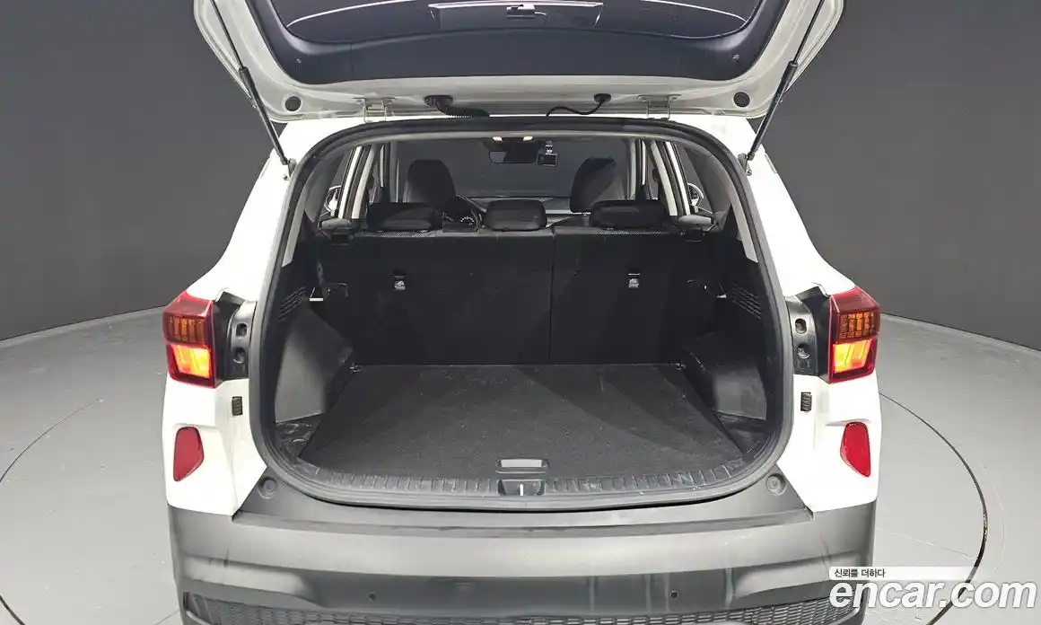 Kia Seltos 2022 1.6 Автомат в Москве № 1002791, фото 19