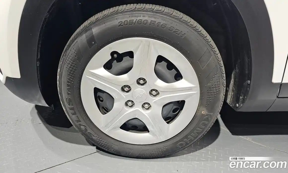 Kia Seltos 2022 1.6 Автомат в Москве № 1002791, фото 4