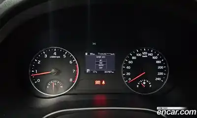 Kia Seltos 2022 1.6 Автомат в Москве № 1002791, миниатюра 7