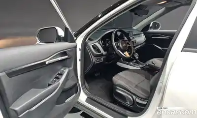 Kia Seltos 2022 1.6 Автомат в Москве № 1002791, миниатюра 9