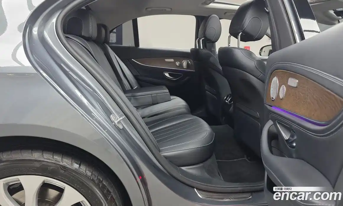Mercedes-Benz E-Class 2017 2.0 гидро, фото 12