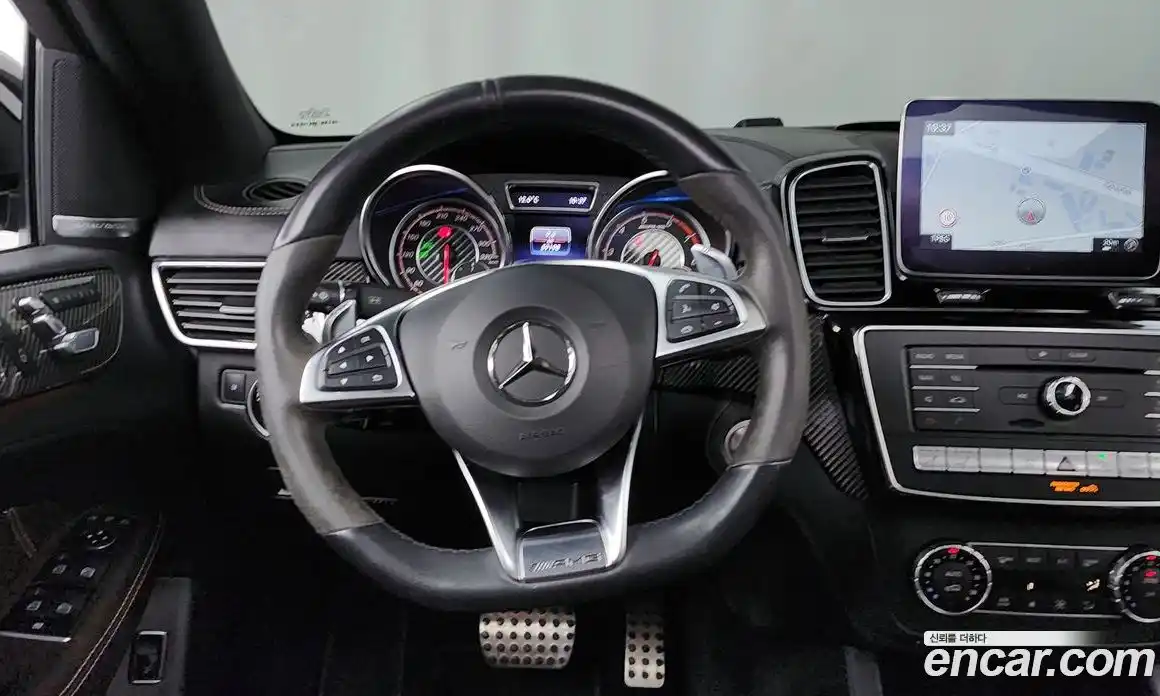 Mercedes-Benz GLE-Class 2019 5.5 Автомат в Москве № 1005918, фото 13
