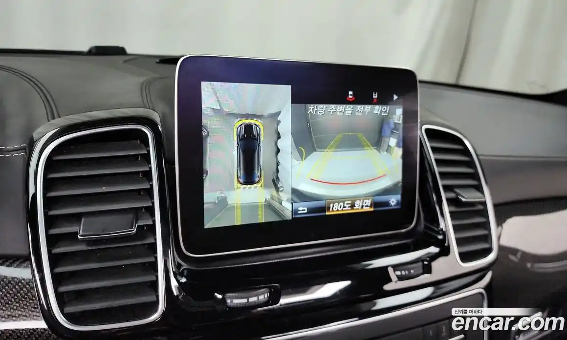 Mercedes-Benz GLE-Class 2019 5.5 Автомат в Москве № 1005918, фото 15