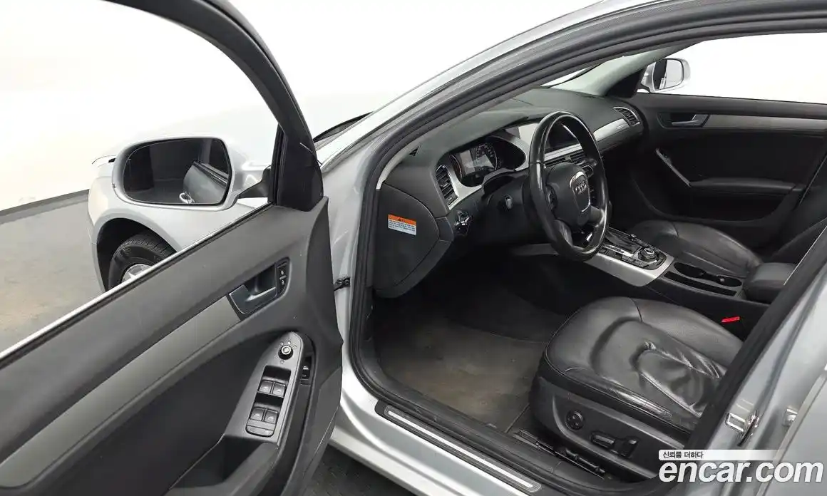 Audi A4 2010 2.0 гидро в Москве № 1007672, фото 12