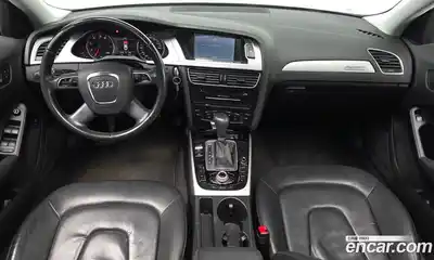 Audi A4 2010 2.0 гидро в Москве № 1007672, миниатюра 7