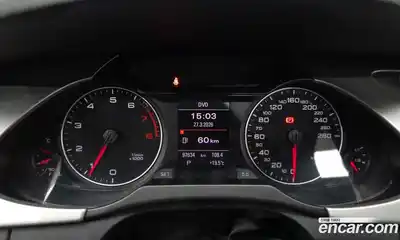 Audi A4 2010 2.0 гидро в Москве № 1007672, миниатюра 8