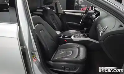 Audi A4 2010 2.0 гидро в Москве № 1007672, миниатюра 10