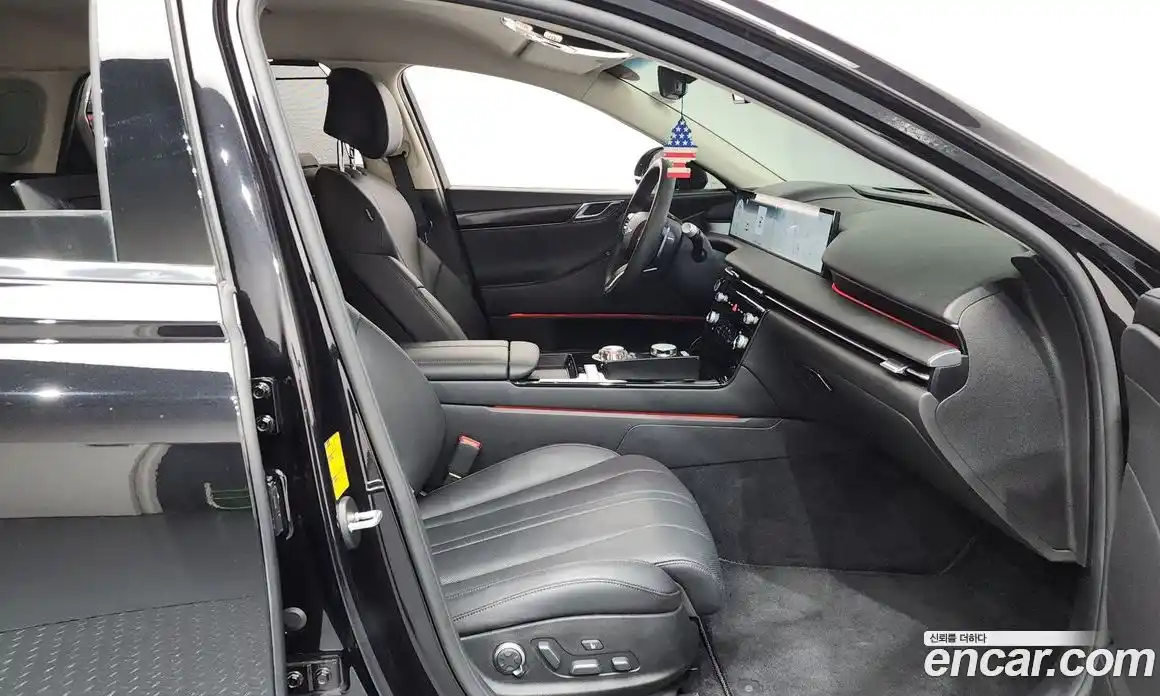 Genesis G80 2024 2.5 Автомат в Москве № 1009978, фото 11