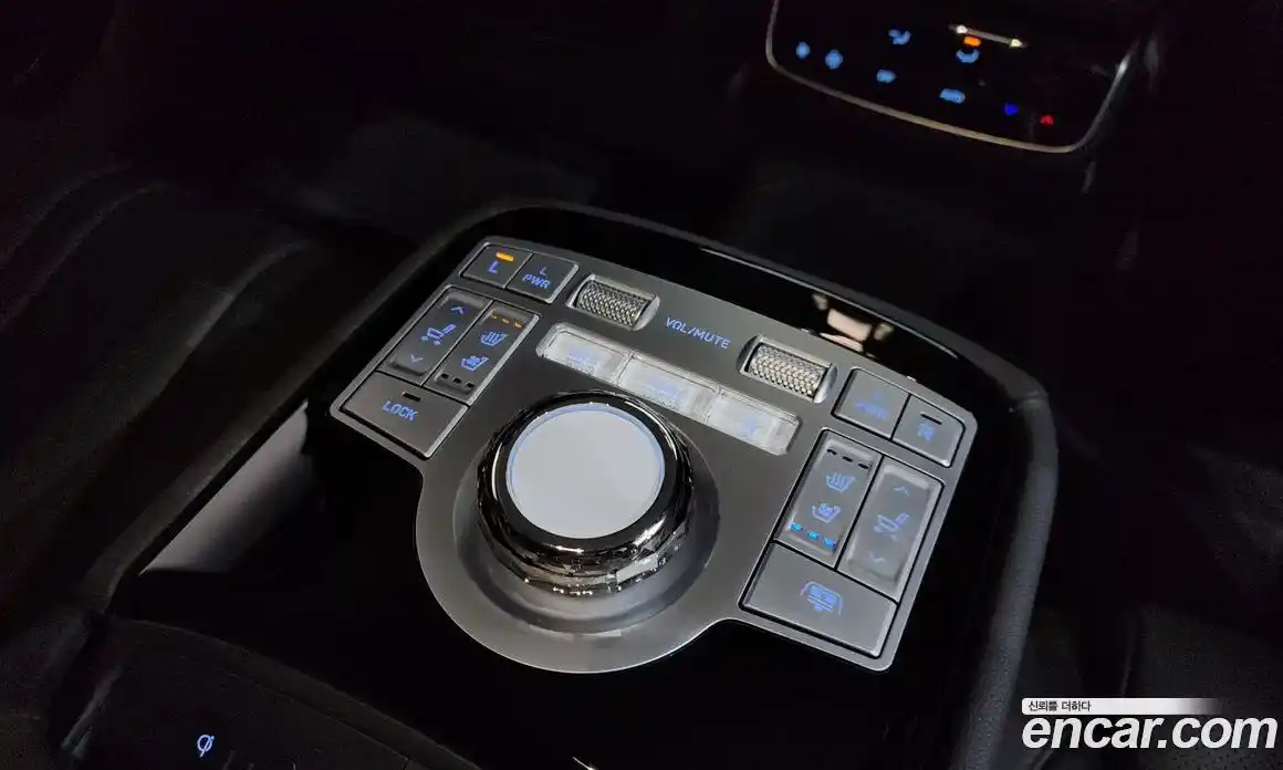 Genesis G80 2024 2.5 Автомат в Москве № 1009978, фото 19