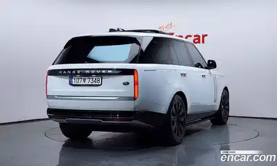 Land Rover Range-Rover 2022 3.0 гидро в Москве № 1012931, миниатюра 2