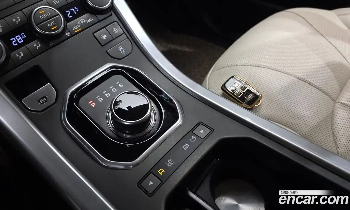 Land Rover Range-Rover Evoque 2018 2.0 гидро в Москве № 1013526, фото 9