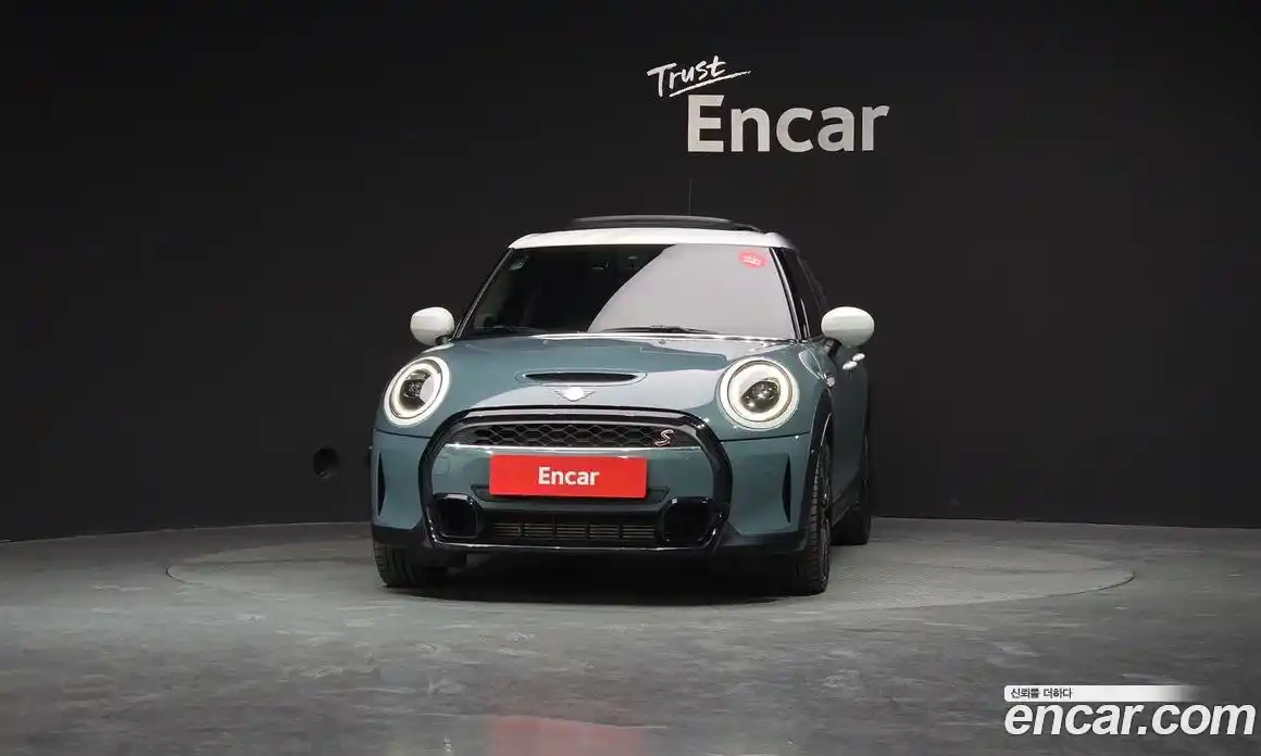 Mini Cooper 2023 2.0 гидро в Москве № 1013885, фото 3