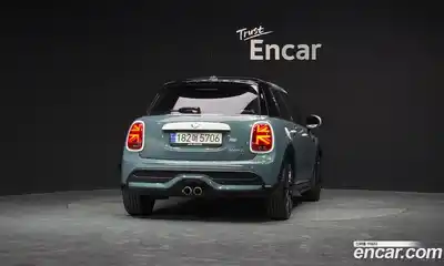Mini Cooper 2023 2.0 гидро в Москве № 1013885, миниатюра 4