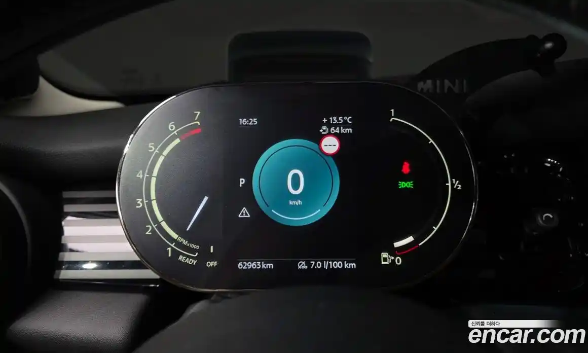 Mini Cooper 2023 2.0 гидро в Москве № 1013885, фото 8