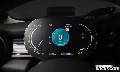 Mini Cooper 2023 2.0 гидро в Москве № 1013885, миниатюра 8